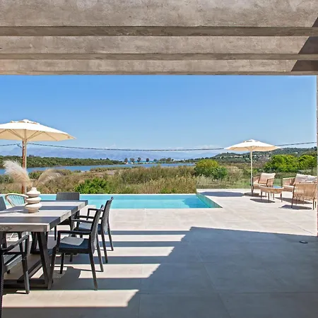 Otter By Posarellivillas Βίλα *