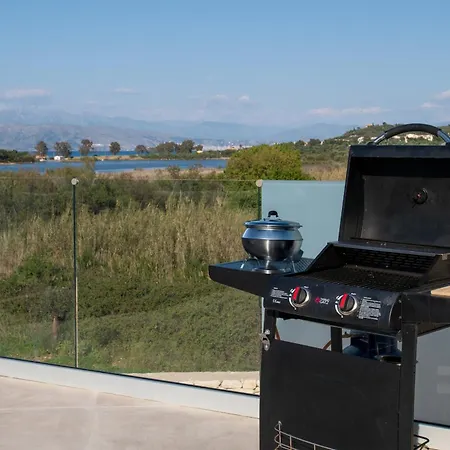 Villa Otter By Posarellivillas